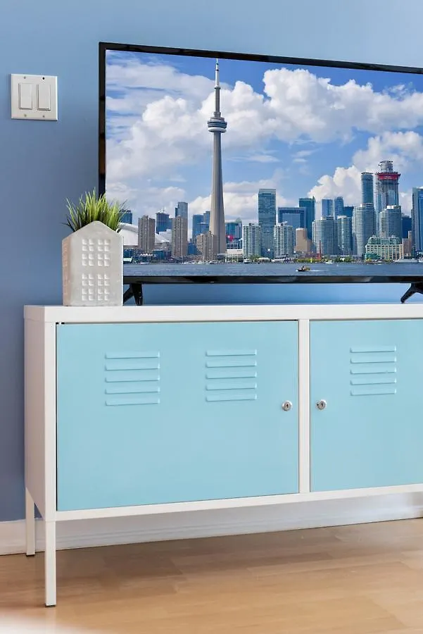 Cityscape Condo In Fort York Toronto Apartment