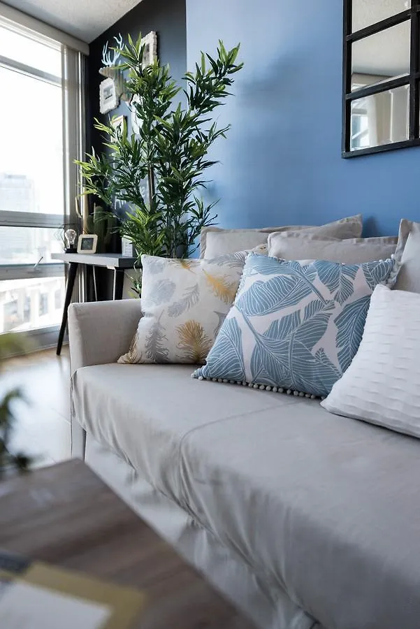 Cityscape Condo In Fort York Toronto Apartment